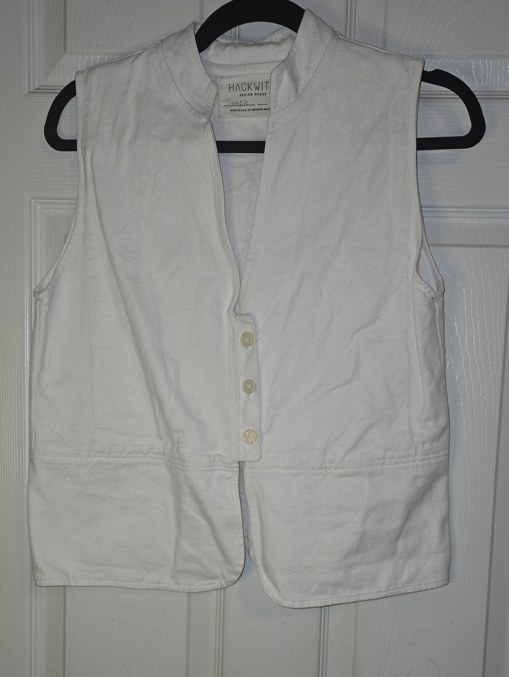 Hackwith White Cotton Sleeveless Vest - Picture 1 of 6